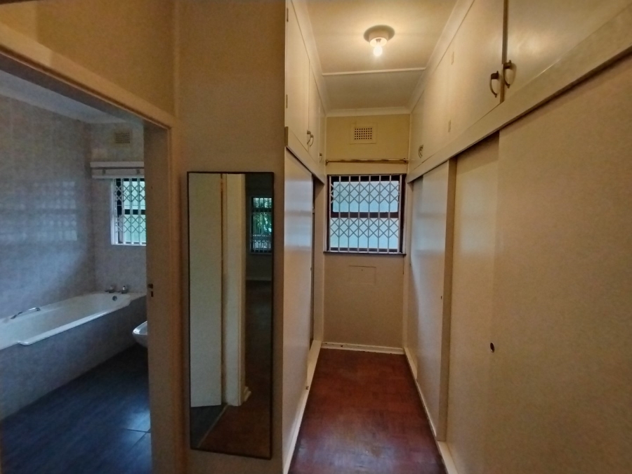 3 Bedroom Property for Sale in Uvongo KwaZulu-Natal