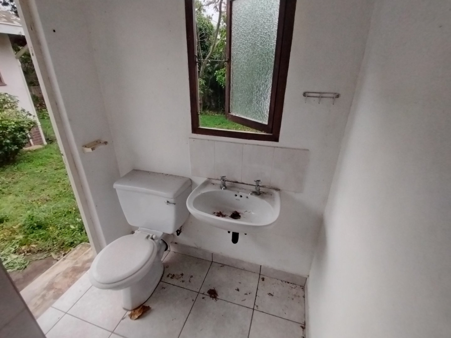 3 Bedroom Property for Sale in Uvongo KwaZulu-Natal