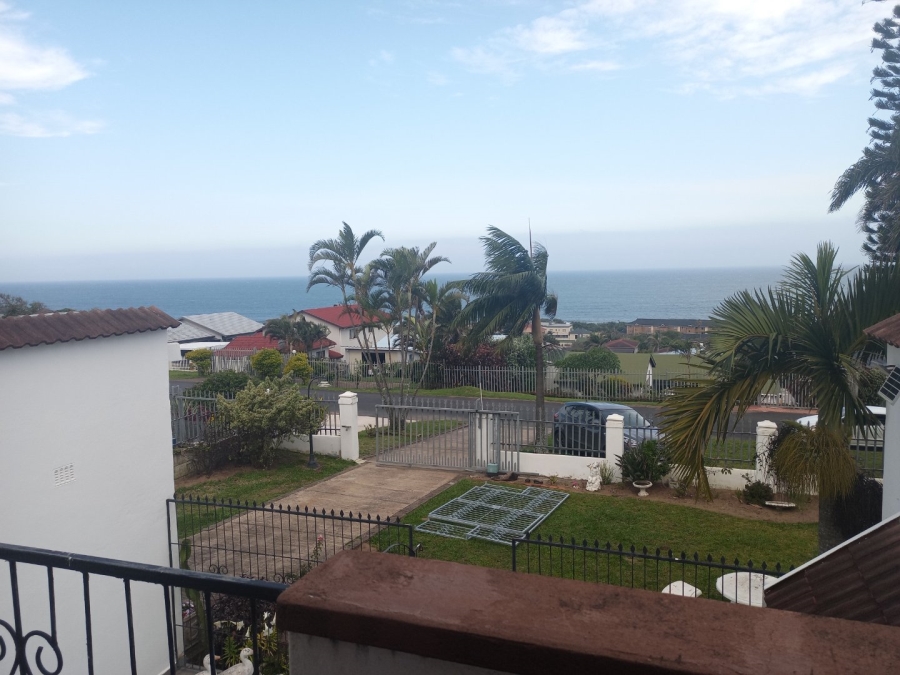 2 Bedroom Property for Sale in Uvongo KwaZulu-Natal
