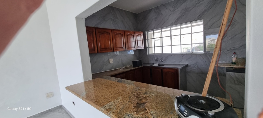 2 Bedroom Property for Sale in Margate KwaZulu-Natal