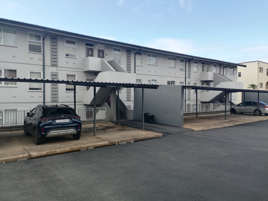 2 Bedroom Property for Sale in Uvongo KwaZulu-Natal