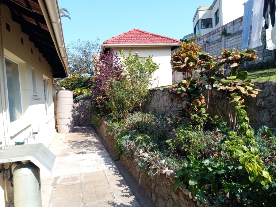 5 Bedroom Property for Sale in Lawrence Rocks KwaZulu-Natal