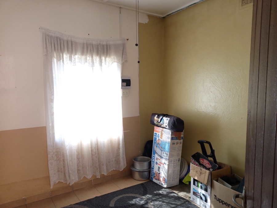 5 Bedroom Property for Sale in Lawrence Rocks KwaZulu-Natal