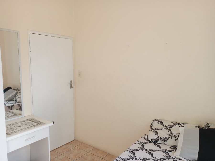 5 Bedroom Property for Sale in Lawrence Rocks KwaZulu-Natal