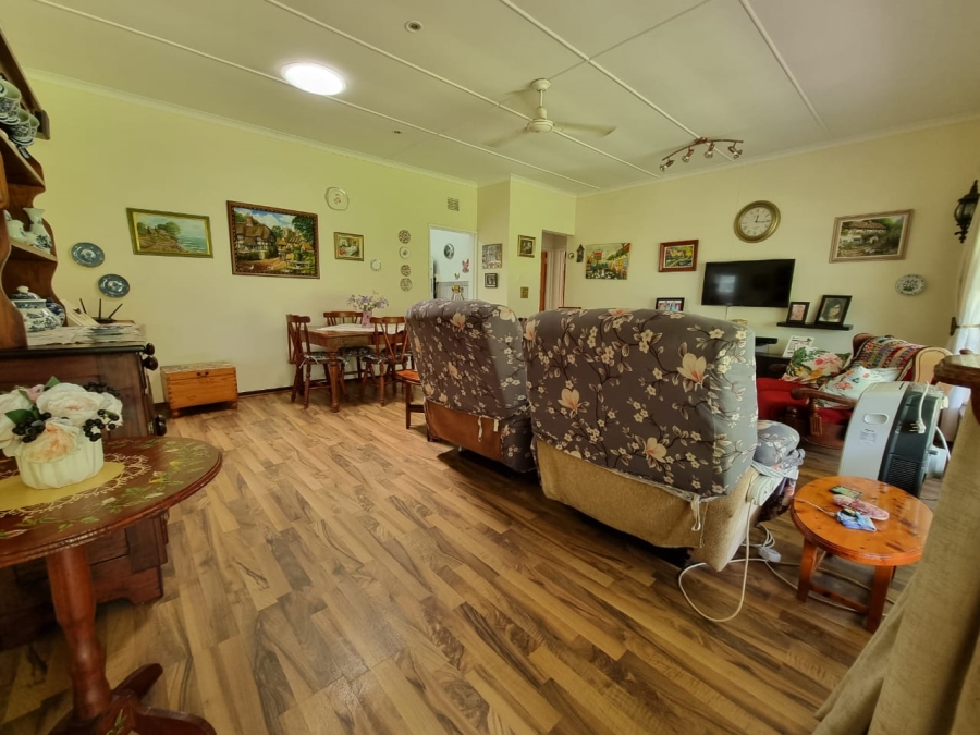 3 Bedroom Property for Sale in Southport KwaZulu-Natal