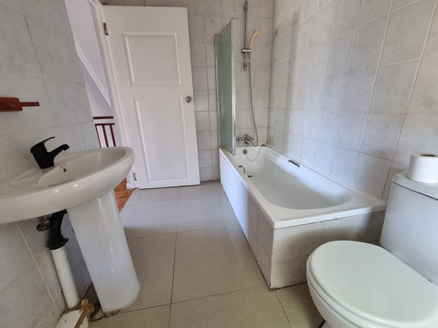 3 Bedroom Property for Sale in Sea Park KwaZulu-Natal
