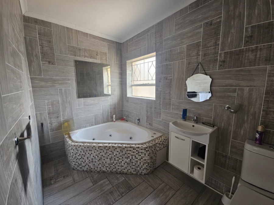 3 Bedroom Property for Sale in Arborpark KwaZulu-Natal