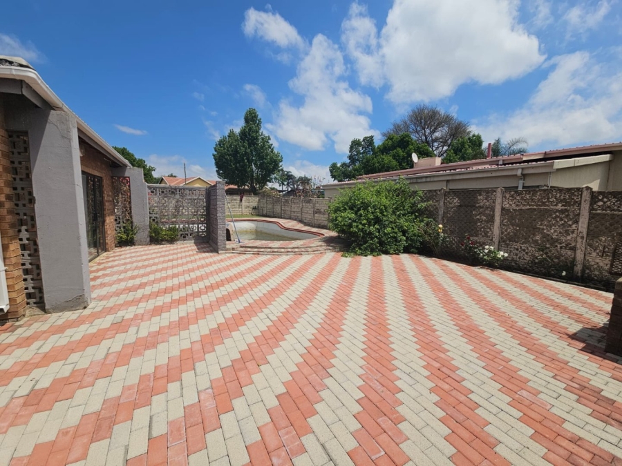 3 Bedroom Property for Sale in Arborpark KwaZulu-Natal