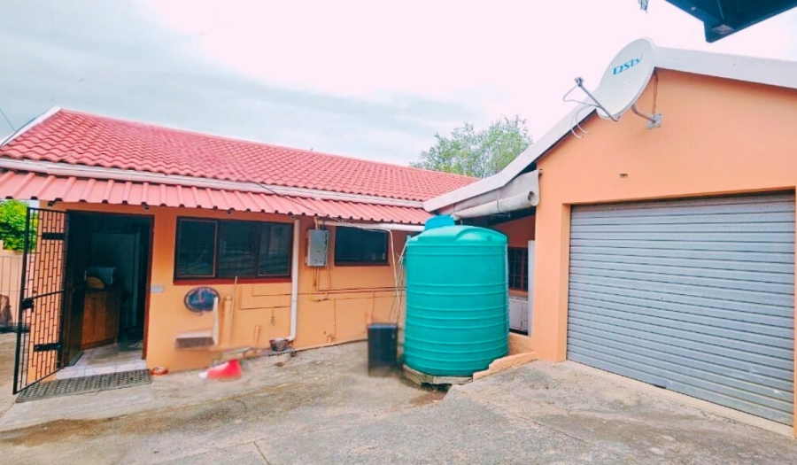 2 Bedroom Property for Sale in Stanger Manor KwaZulu-Natal