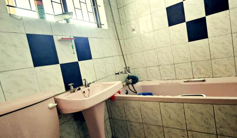 2 Bedroom Property for Sale in Stanger Manor KwaZulu-Natal