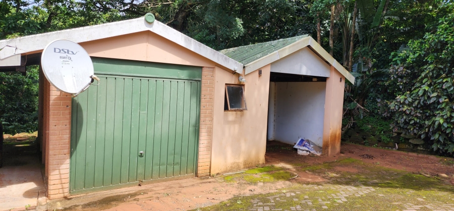 3 Bedroom Property for Sale in Umtentweni KwaZulu-Natal
