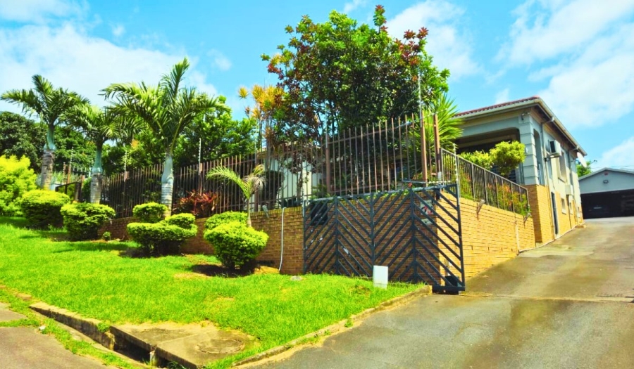 6 Bedroom Property for Sale in Stanger Manor KwaZulu-Natal