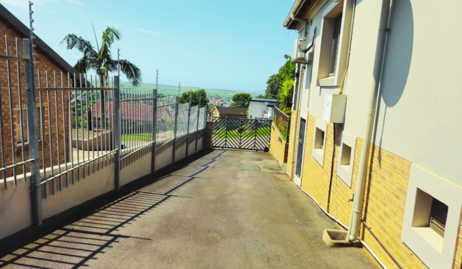 6 Bedroom Property for Sale in Stanger Manor KwaZulu-Natal