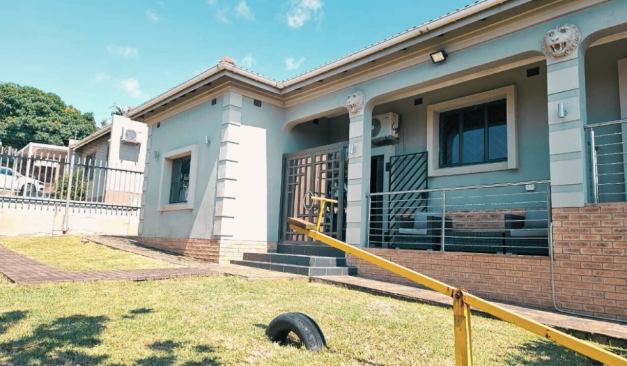 6 Bedroom Property for Sale in Stanger Manor KwaZulu-Natal