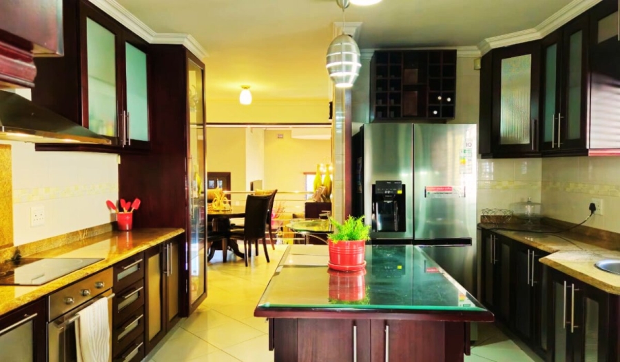 6 Bedroom Property for Sale in Stanger Manor KwaZulu-Natal