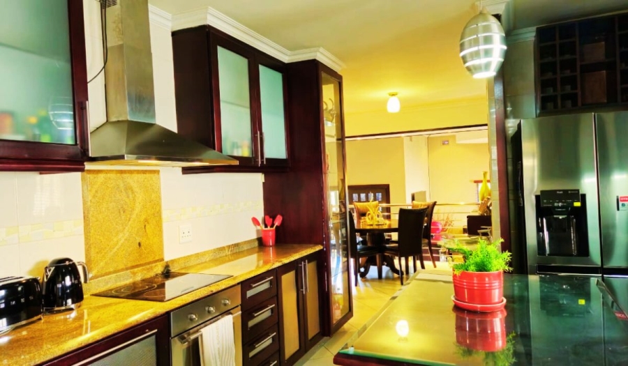 6 Bedroom Property for Sale in Stanger Manor KwaZulu-Natal