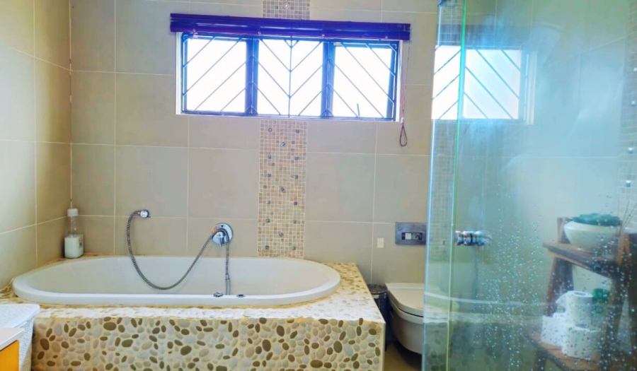 6 Bedroom Property for Sale in Stanger Manor KwaZulu-Natal