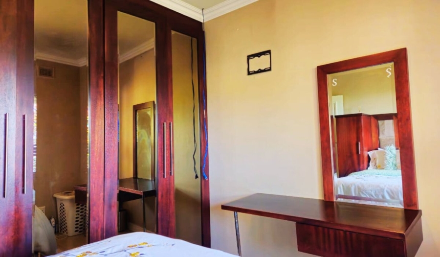 6 Bedroom Property for Sale in Stanger Manor KwaZulu-Natal