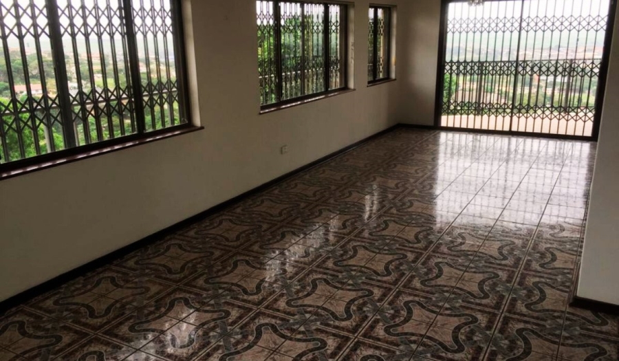 5 Bedroom Property for Sale in Stanger Manor KwaZulu-Natal
