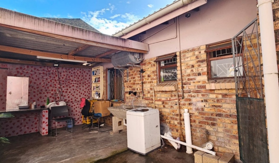 2 Bedroom Property for Sale in Townview KwaZulu-Natal