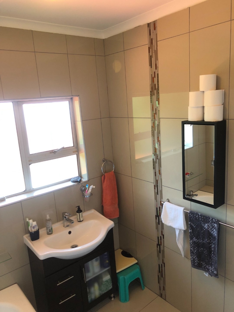 3 Bedroom Property for Sale in Southport KwaZulu-Natal