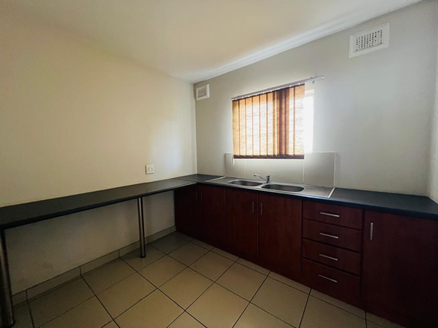 To Let commercial Property for Rent in Springfield KwaZulu-Natal