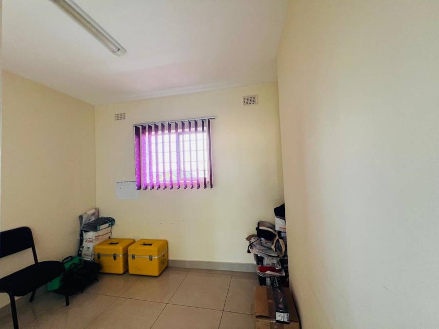 To Let commercial Property for Rent in Springfield KwaZulu-Natal