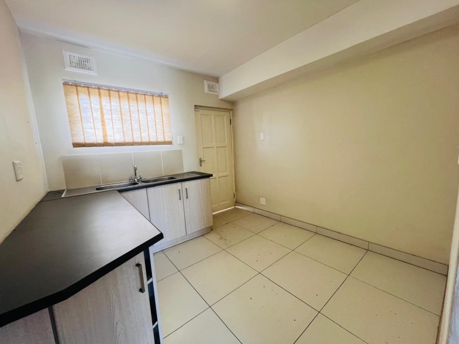 To Let commercial Property for Rent in Springfield KwaZulu-Natal