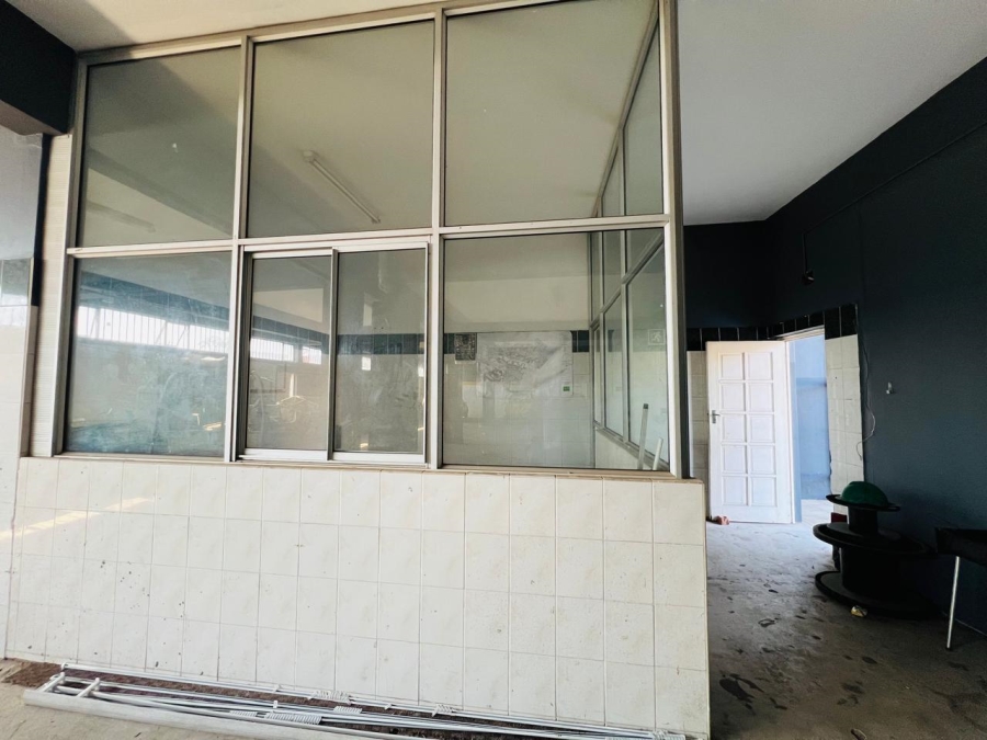 To Let commercial Property for Rent in Springfield KwaZulu-Natal