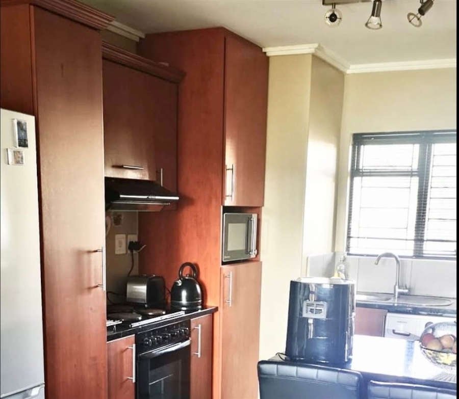 2 Bedroom Property for Sale in Sherwood KwaZulu-Natal