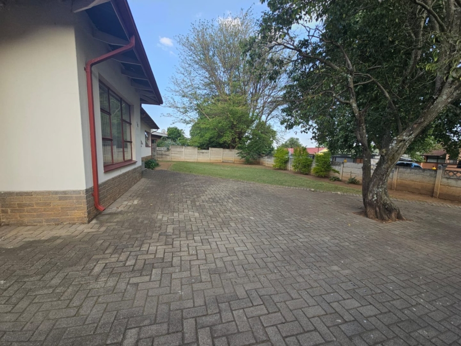 4 Bedroom Property for Sale in Ncandu Park KwaZulu-Natal