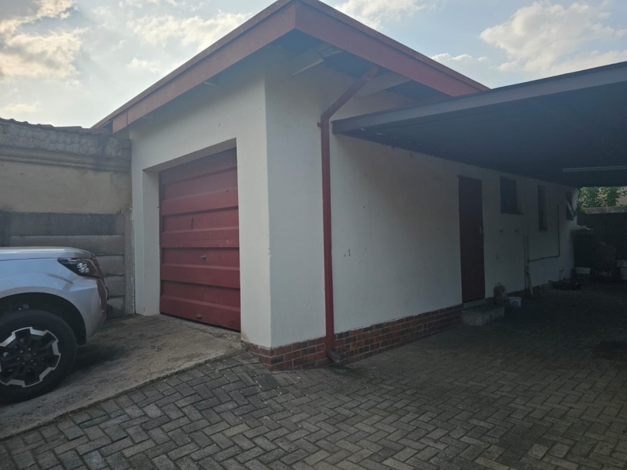 4 Bedroom Property for Sale in Ncandu Park KwaZulu-Natal