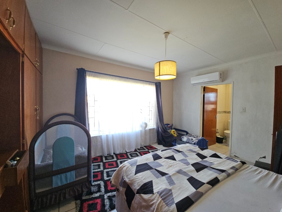 3 Bedroom Property for Sale in Pioneer Park KwaZulu-Natal