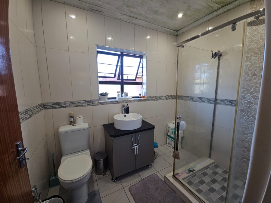 3 Bedroom Property for Sale in Pioneer Park KwaZulu-Natal