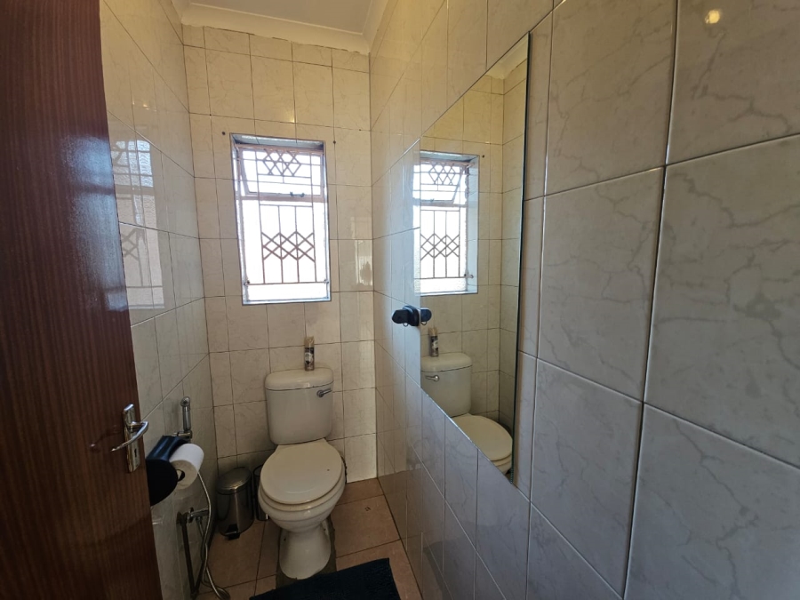3 Bedroom Property for Sale in Pioneer Park KwaZulu-Natal