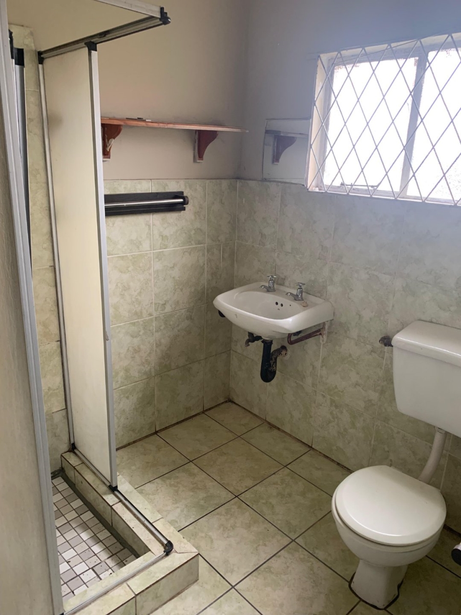 5 Bedroom Property for Sale in Woodlands KwaZulu-Natal
