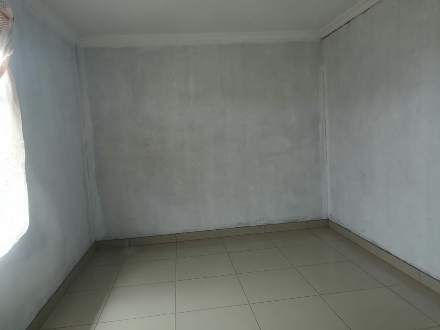 2 Bedroom Property for Sale in Esikhawini KwaZulu-Natal