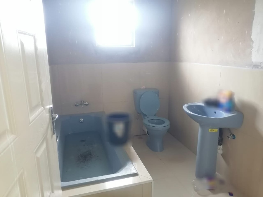 2 Bedroom Property for Sale in Esikhawini KwaZulu-Natal