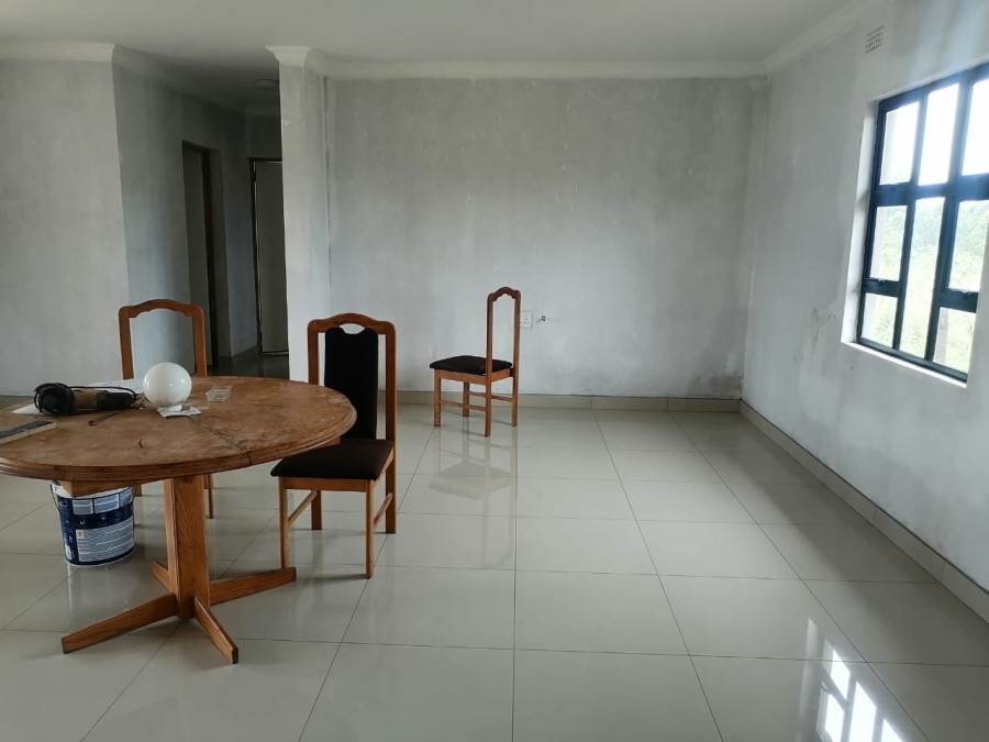 2 Bedroom Property for Sale in Esikhawini KwaZulu-Natal