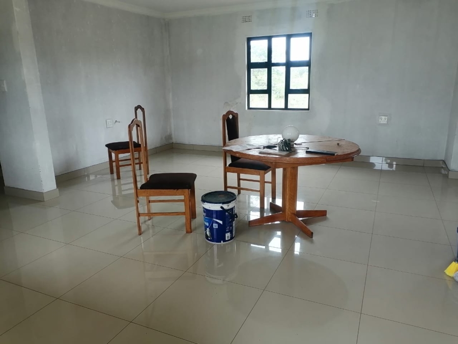 2 Bedroom Property for Sale in Esikhawini KwaZulu-Natal