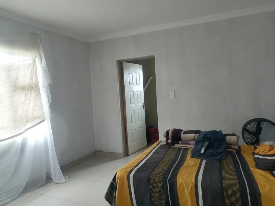 2 Bedroom Property for Sale in Esikhawini KwaZulu-Natal