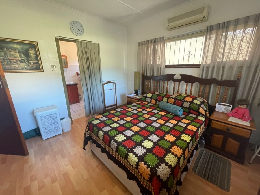 3 Bedroom Property for Sale in Uvongo KwaZulu-Natal