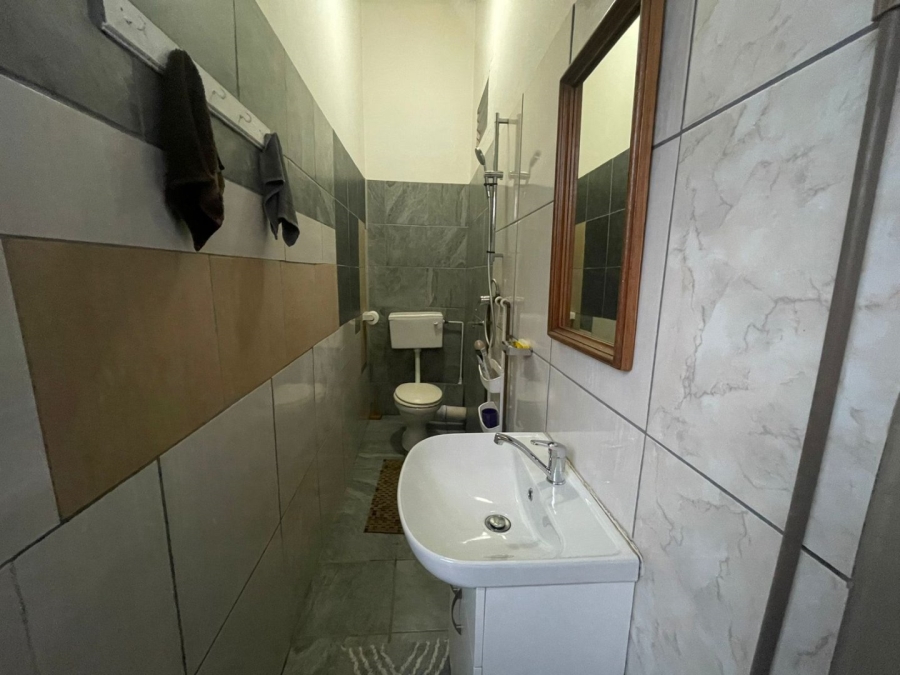 3 Bedroom Property for Sale in Uvongo KwaZulu-Natal