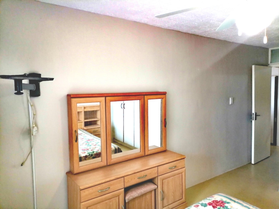 2 Bedroom Property for Sale in Lawrence Rocks KwaZulu-Natal
