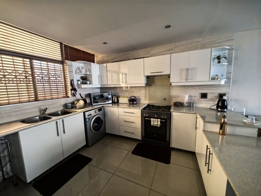 2 Bedroom Property for Sale in North Beach KwaZulu-Natal