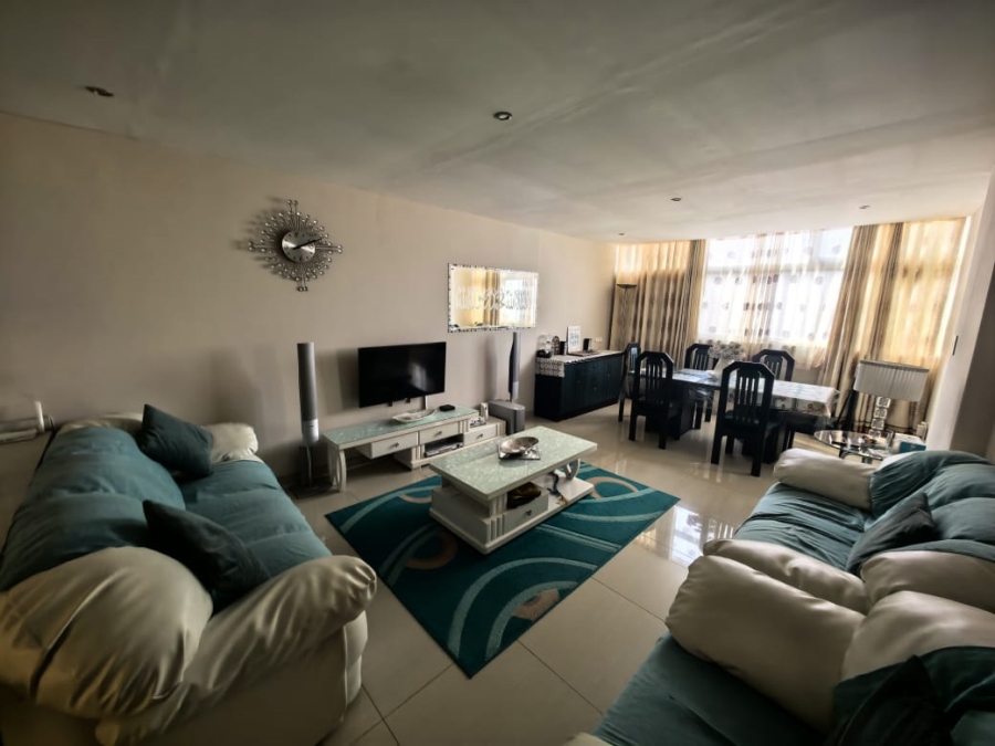 2 Bedroom Property for Sale in North Beach KwaZulu-Natal