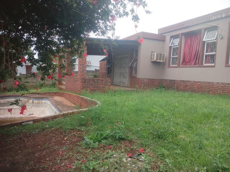  Bedroom Property for Sale in Empangeni Central KwaZulu-Natal