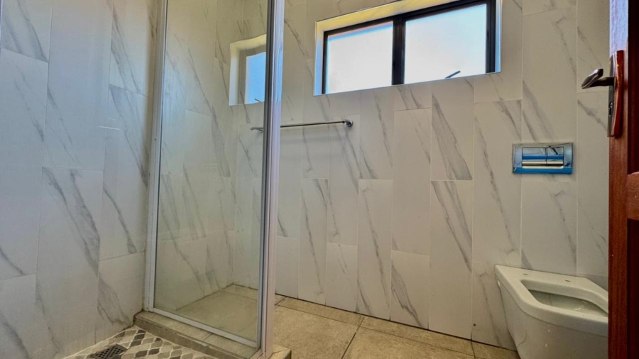 To Let 4 Bedroom Property for Rent in Sunnyridge KwaZulu-Natal