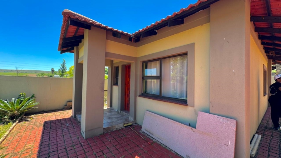 To Let 4 Bedroom Property for Rent in Sunnyridge KwaZulu-Natal