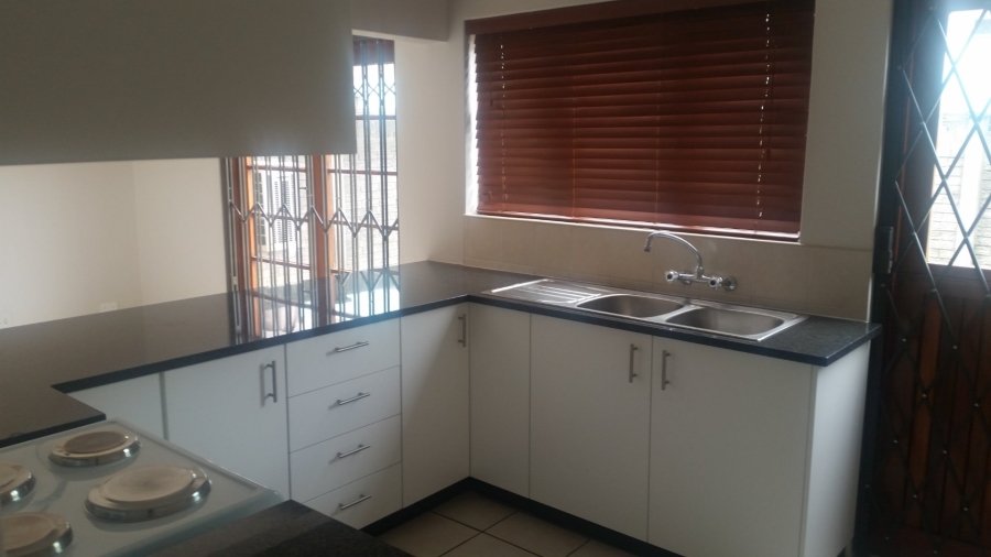 To Let 2 Bedroom Property for Rent in Pinetown KwaZulu-Natal